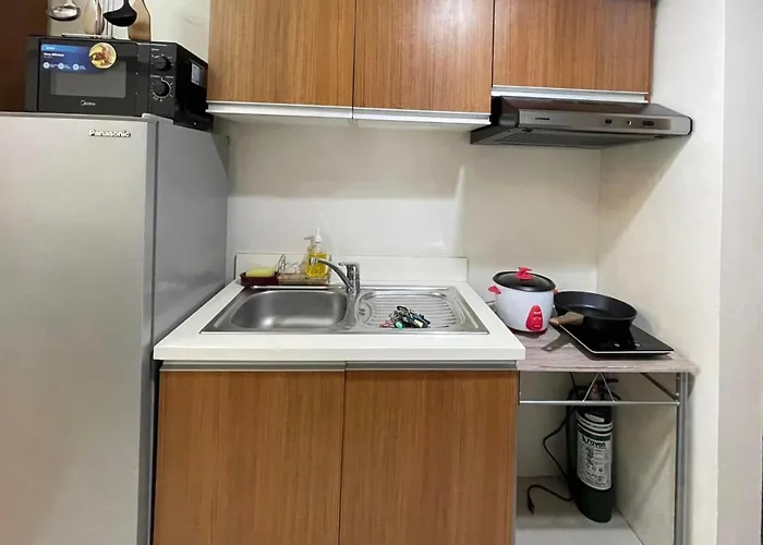 8 Adriatico Near Uppgh Slmec, Supreme Court And Us Embassy Aparthotel Manila